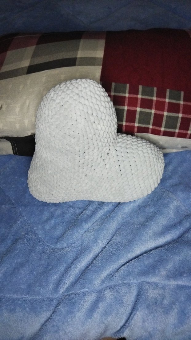 Beyaz Örgü  Kalp Yastık - Görsel 2