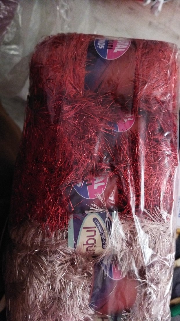 Kırmızı ve Beyaz El Yapımı İplik Seti - Görsel 3