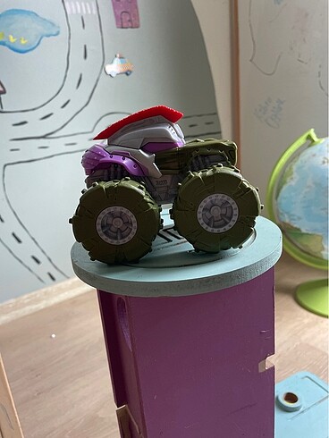 Monster truck