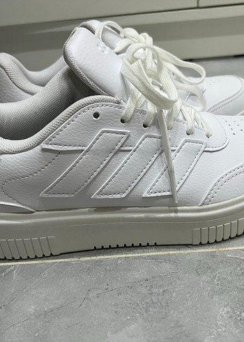 Adidas Grandcourt Beyaz Kadın Sneakers