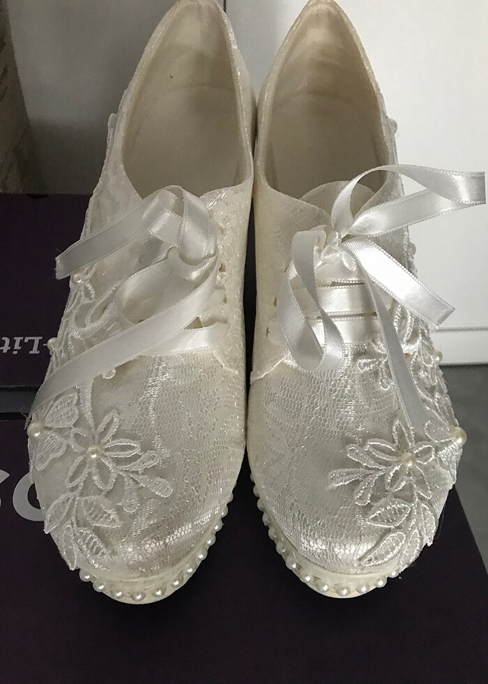 Spor topuklu gelin ayakkabısı - Görsel 4