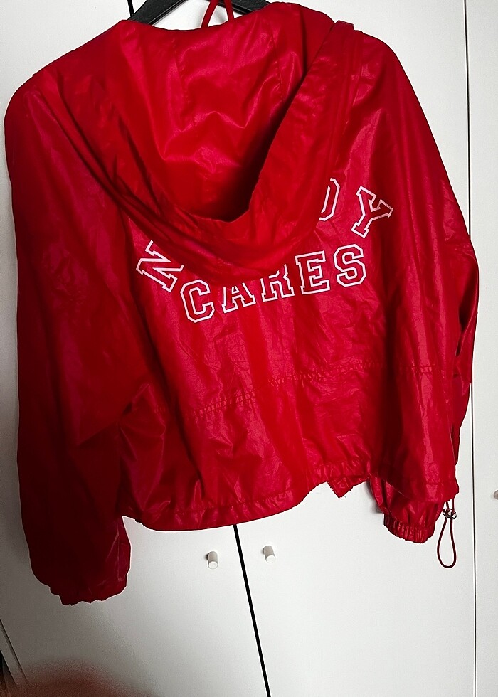 Bershka yağmurluk - Görsel 3