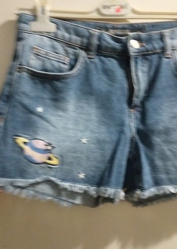 Nakışlı Düğmeli Mini Mavi Denim Şort - Görsel 5