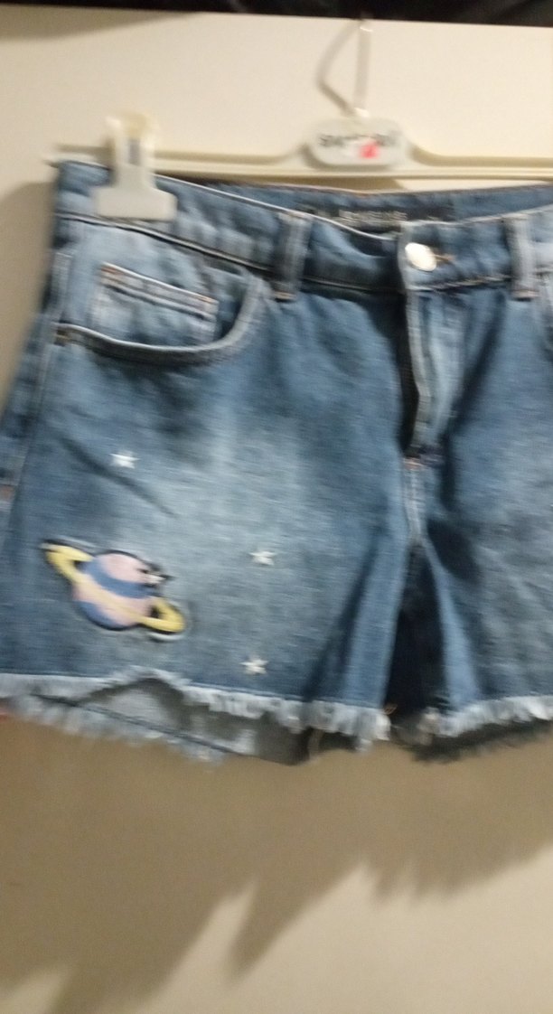 Nakışlı Düğmeli Mini Mavi Denim Şort - Görsel 5