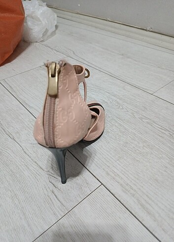 36 Beden ten rengi Renk Stiletto