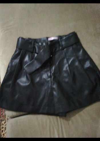 Kadın Siyah Deri Kemerli Mini Şort etek - Görsel 6