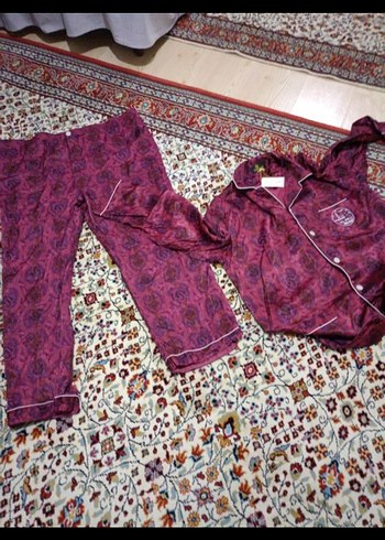 Bordo  Uzun Kollu Bol Pijama Takımı. Emirates Dubai. - Görsel 5