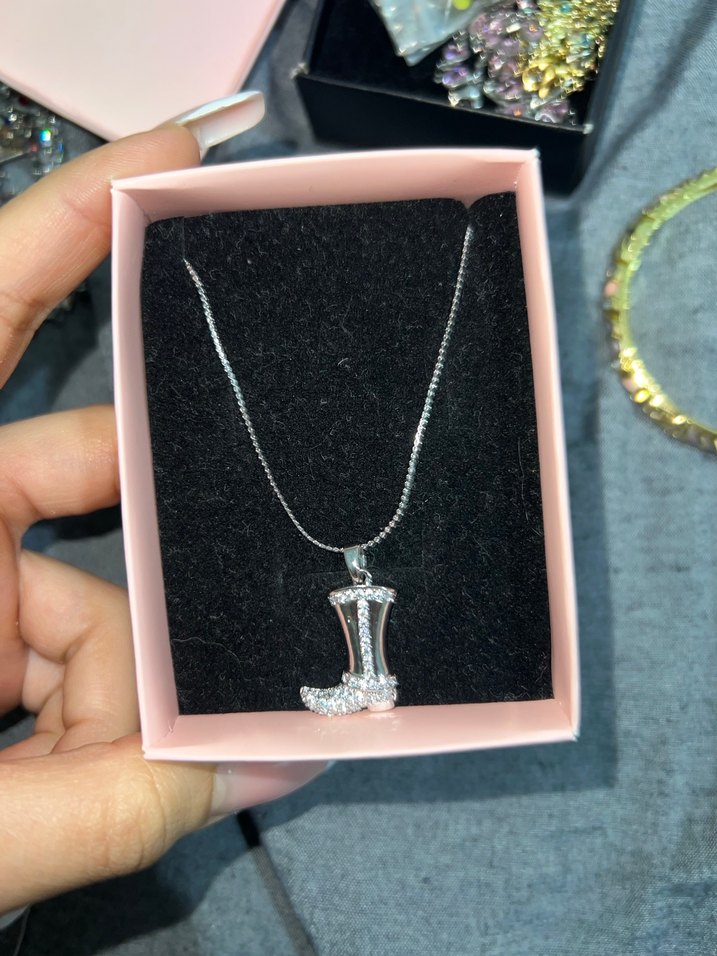 çelik kovboy botu kolye - Görsel 2