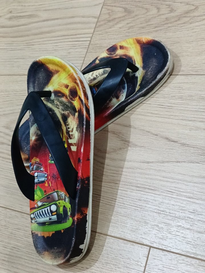 Parmak arası Terlik - Görsel 5