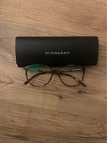  Beden Burberry kemik gözlük