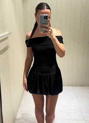 stradivarius omzu açık balon elbise
