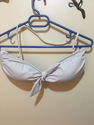 Koton beachwear kırık beyaz bikini üstü