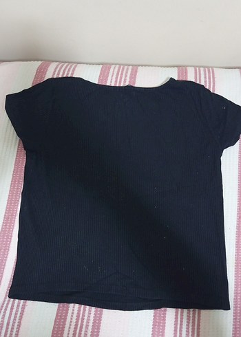 Kadın Siyah V Yaka Kısa Kollu Tişört - Görsel 2