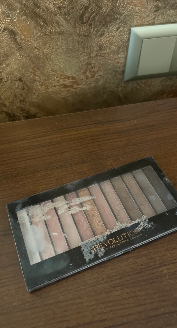 Bej Tonlarında Göz Farı Paleti - Görsel 3