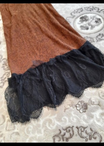 Kahverengi Triko Uzun Elbise Siyah Dantel Detaylı - Görsel 2