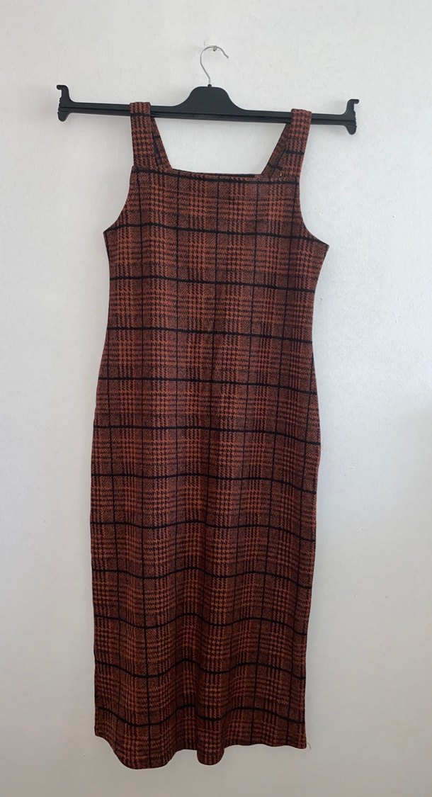 Kahverengi Kareli Örgü Uzun Elbise - Görsel 3