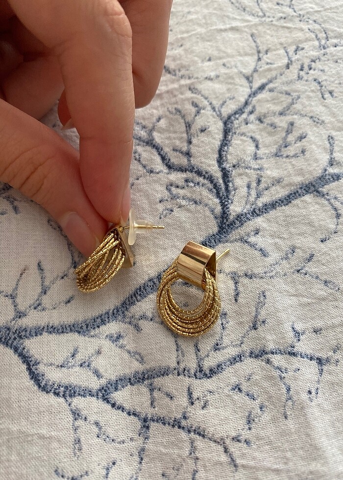 Çelik altın küpe - Görsel 2