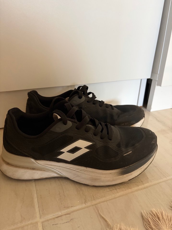 Siyah Bağcıklı Erkek Spor Ayakkabı - Görsel 2