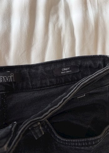 Gri Bol Kesim Midi Jean Pantolon - Görsel 4