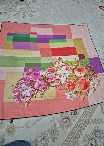 Çiçek Desenli Bohem Çok Renkli Kadın Eşarp - Görsel 2