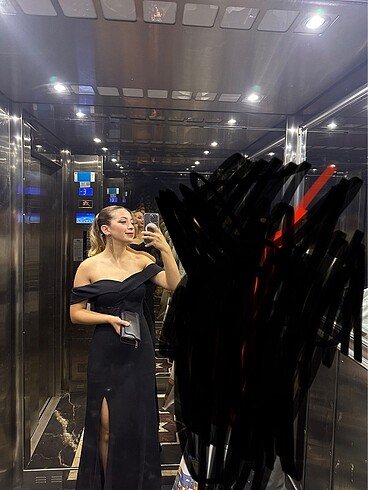Zara yırtmaçlı abiye