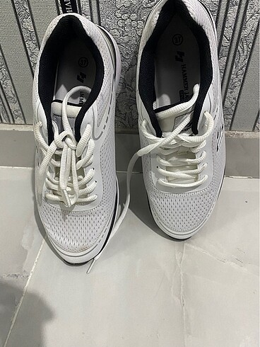 37 Beden beyaz Renk Hummel spor ayakkabı