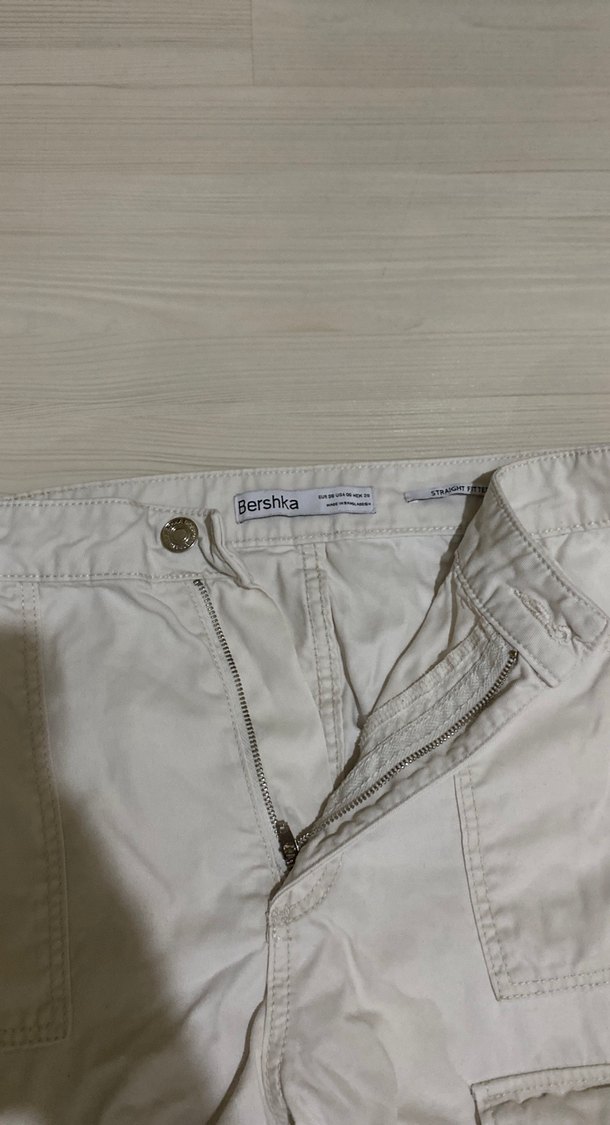 Bershka kargo pantolon - Görsel 2