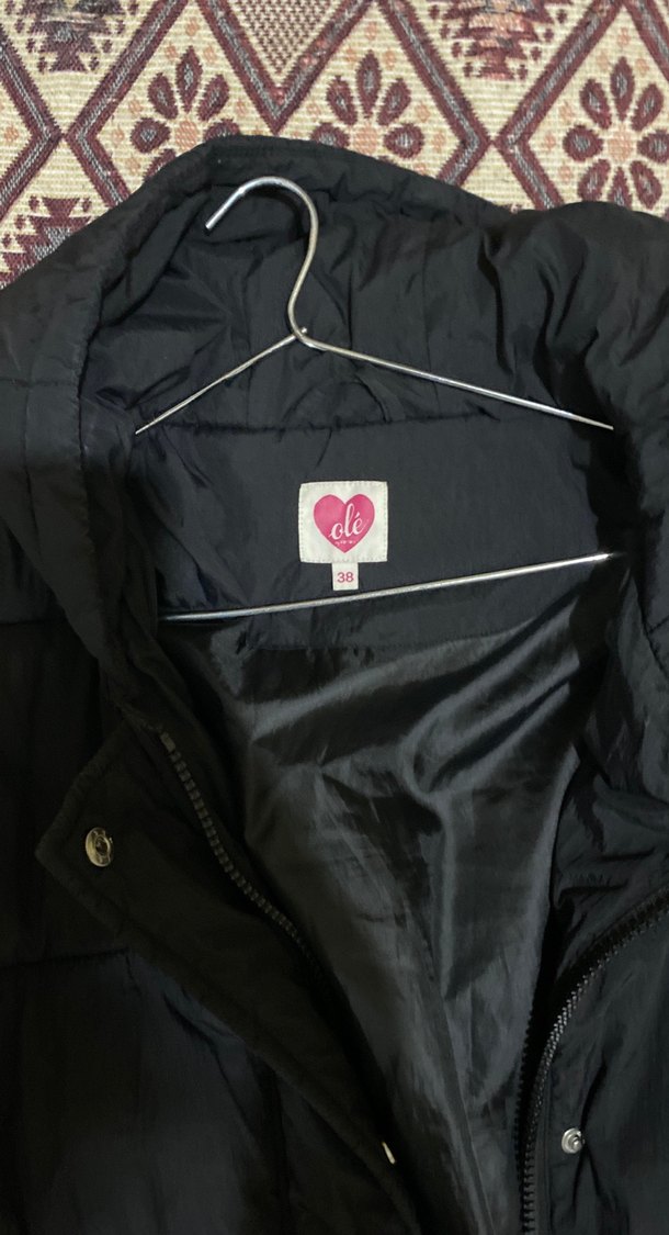 Siyah Fermuarlı Kadın Kışlık Mont - Görsel 2