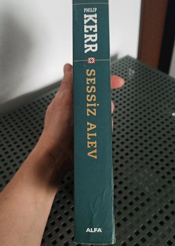 Sessiz Alev - Philip Kerr - Görsel 3