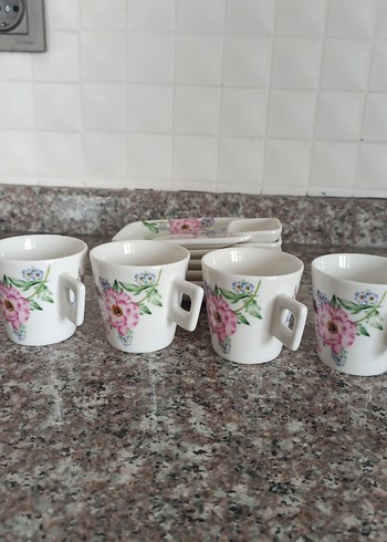 Pastel Çiçek Desenli Porselen Fincan Takımı - Görsel 6