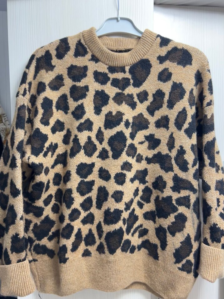 Kadın Leopar Desenli Örgü Kazak - Görsel 2