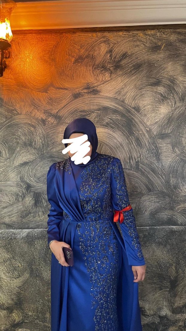 Uzun Kollu Drapeli Lacivert kiralık abiye - Görsel 2