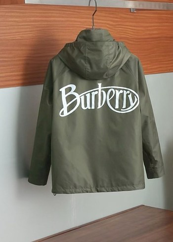 BURBBERY LOGO BASKILI KAPÜŞONLU CEKET - Görsel 2