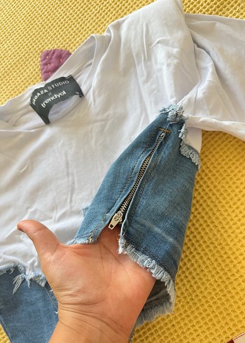 38 Beden beyaz Renk Sagaza studio Denim Detaylı Crop Tişört