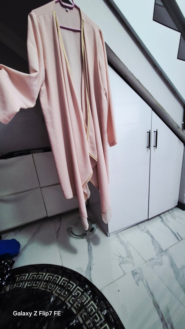 Uzun Pembe Kadın kap - Görsel 3