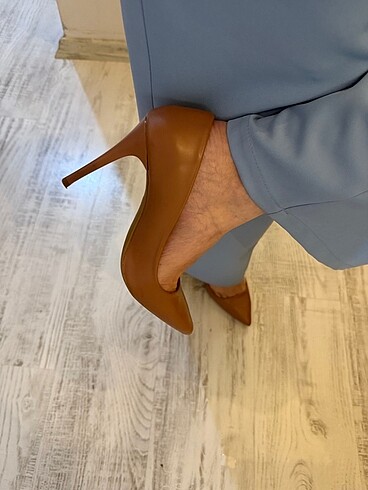 Elle stiletto