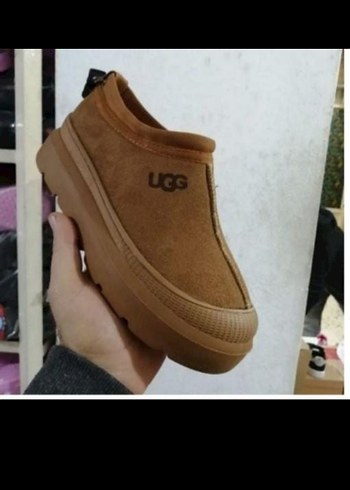 Kahverengi UGG Kadın Dolgu Topuk Terlik