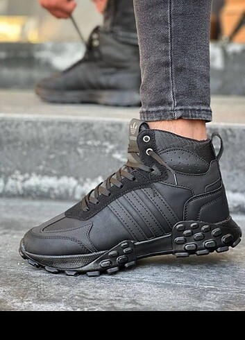 42 Beden siyah Renk #sporayakkabi#yenisezon#adidas#nike#puma#mango#bambi#skechers#bo