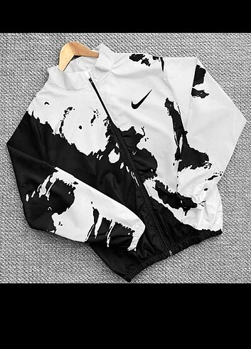 Nike #ceket#mont#yenisezon#adidas#nike#puma#mango#bambi#mavi#koton#ya