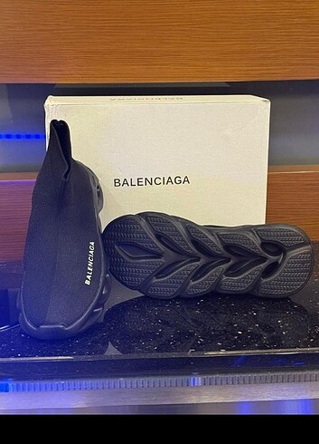 Balenciaga #balenciaga#lacoste##nike#converse#nike#adidas#columbia#yenisezo