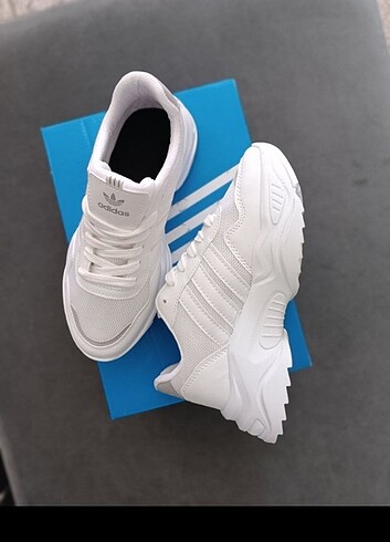 36 Beden Adidas Kadın Spor Ayakkabı Yeni Sezon File Malzeme Üst Kal