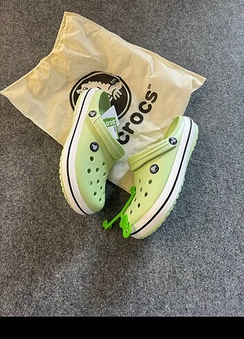 39 Beden #Crocs#CROCS BAYABANS #crocsorjinal#terlik#mayo#ye