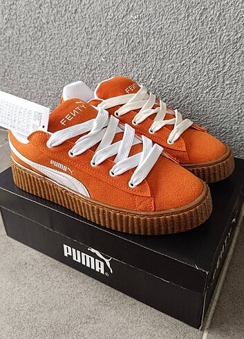 Puma Fenty  spor ayakkabı Taban kauçuk malzeme Üstü süet malz