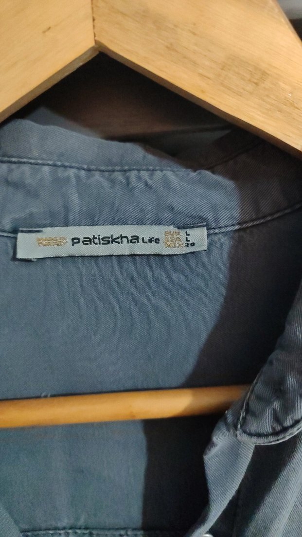 Gri Denim Kadın Gömlek, Bol Kesim, Düğmeli - Görsel 3