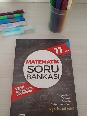 11. Sınıf matematik kitabı hiç çözülmemiştir 