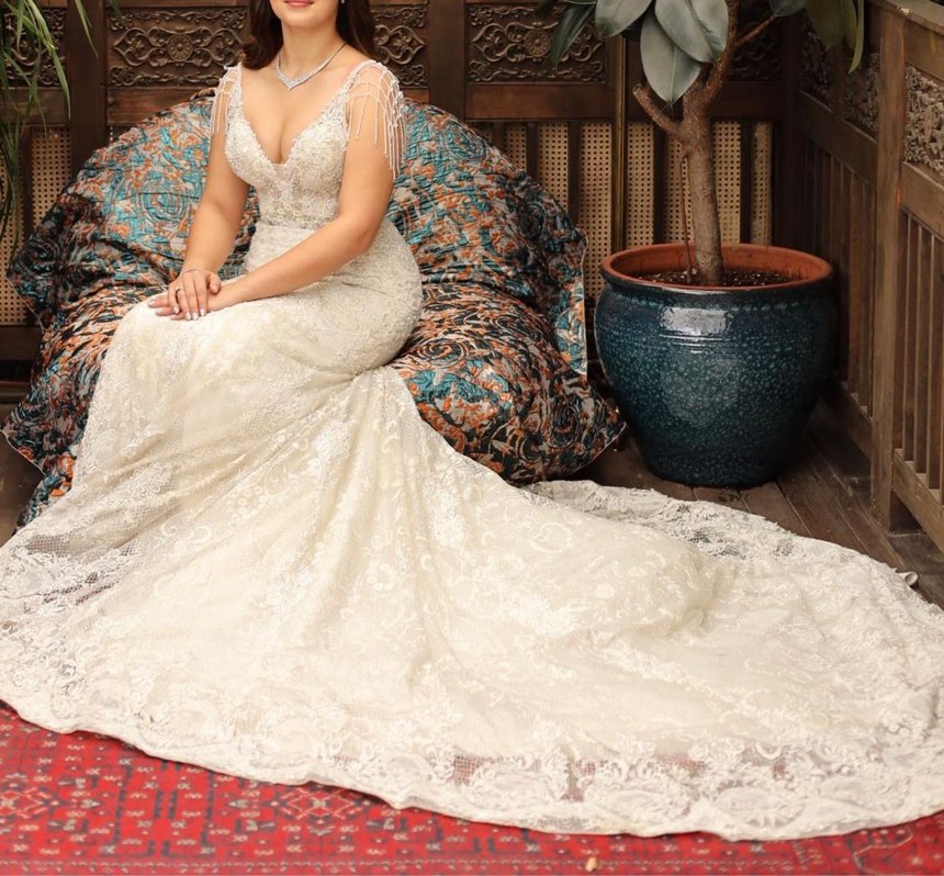 Dantel Kasnak İşlemeli Taşlı Balık Model Gelinlik - Görsel 3