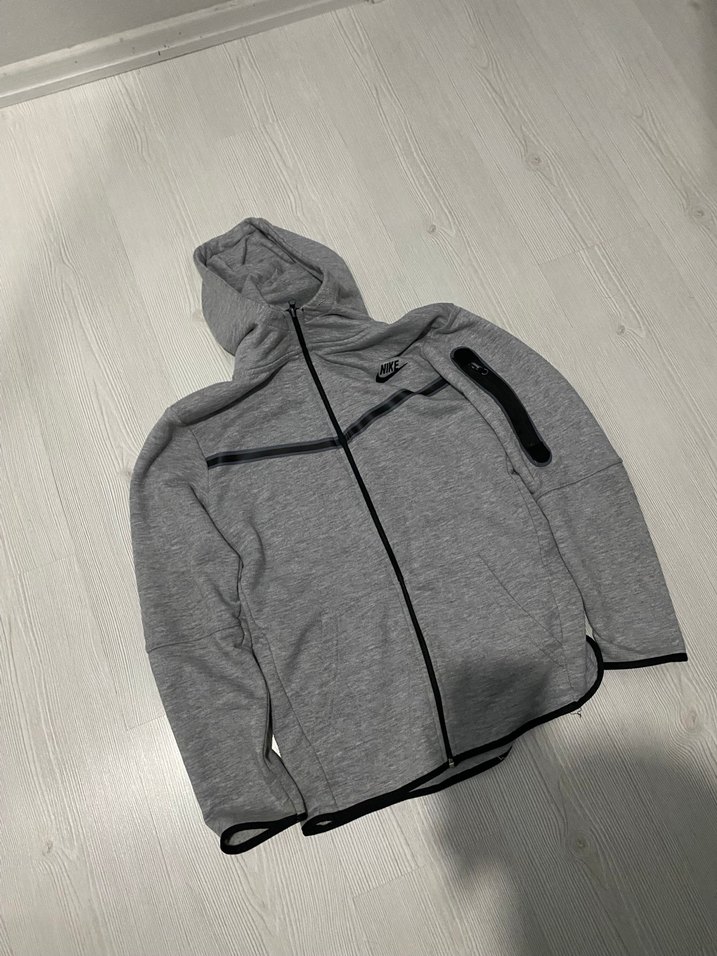 Nike tech Fleece gri - Görsel 3