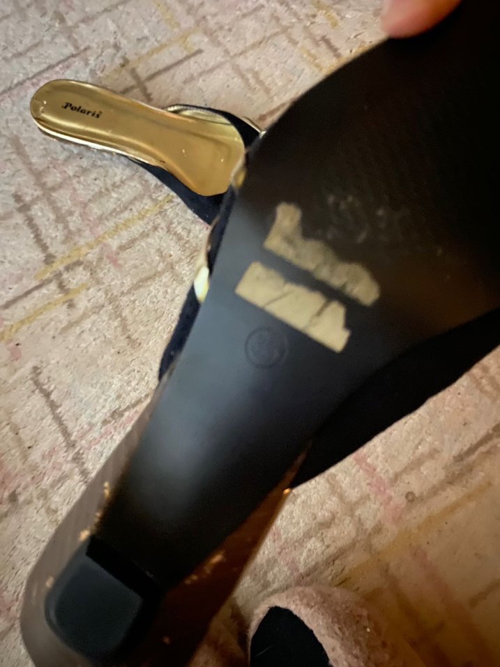 Altın Renkli Tokalı Stiletto Terlik - Görsel 3