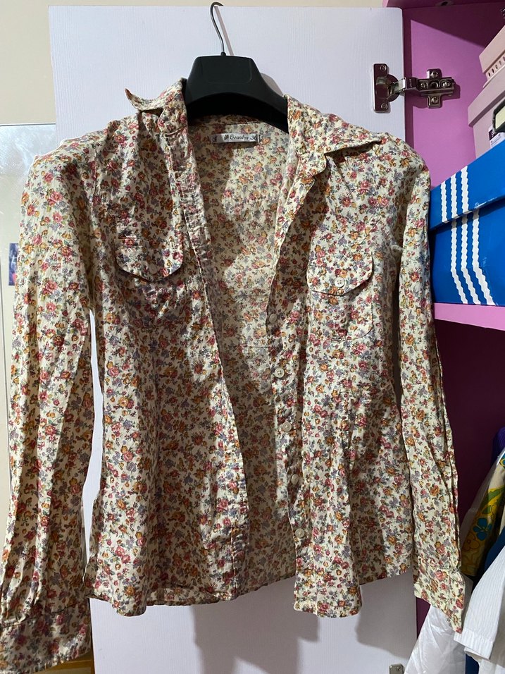 Çiçek Desenli Düğmeli Kadın Gömlek - Görsel 4