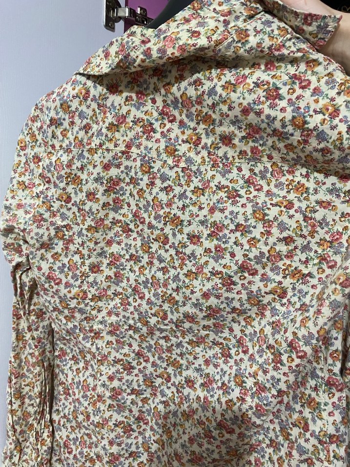 Çiçek Desenli Düğmeli Kadın Gömlek - Görsel 3